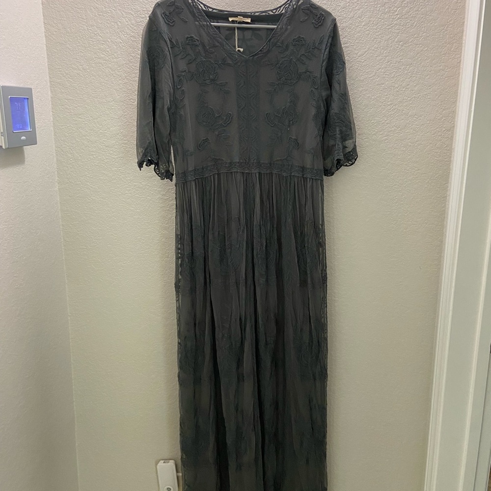 Grey lace dress size S/M
